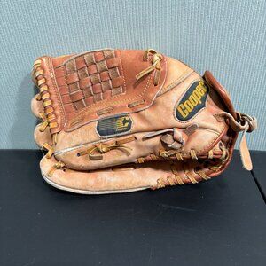 Cooper 220TR 11" Soft Tanned Steerhide Baseball Glove w/ Rawhide Laces LHT
